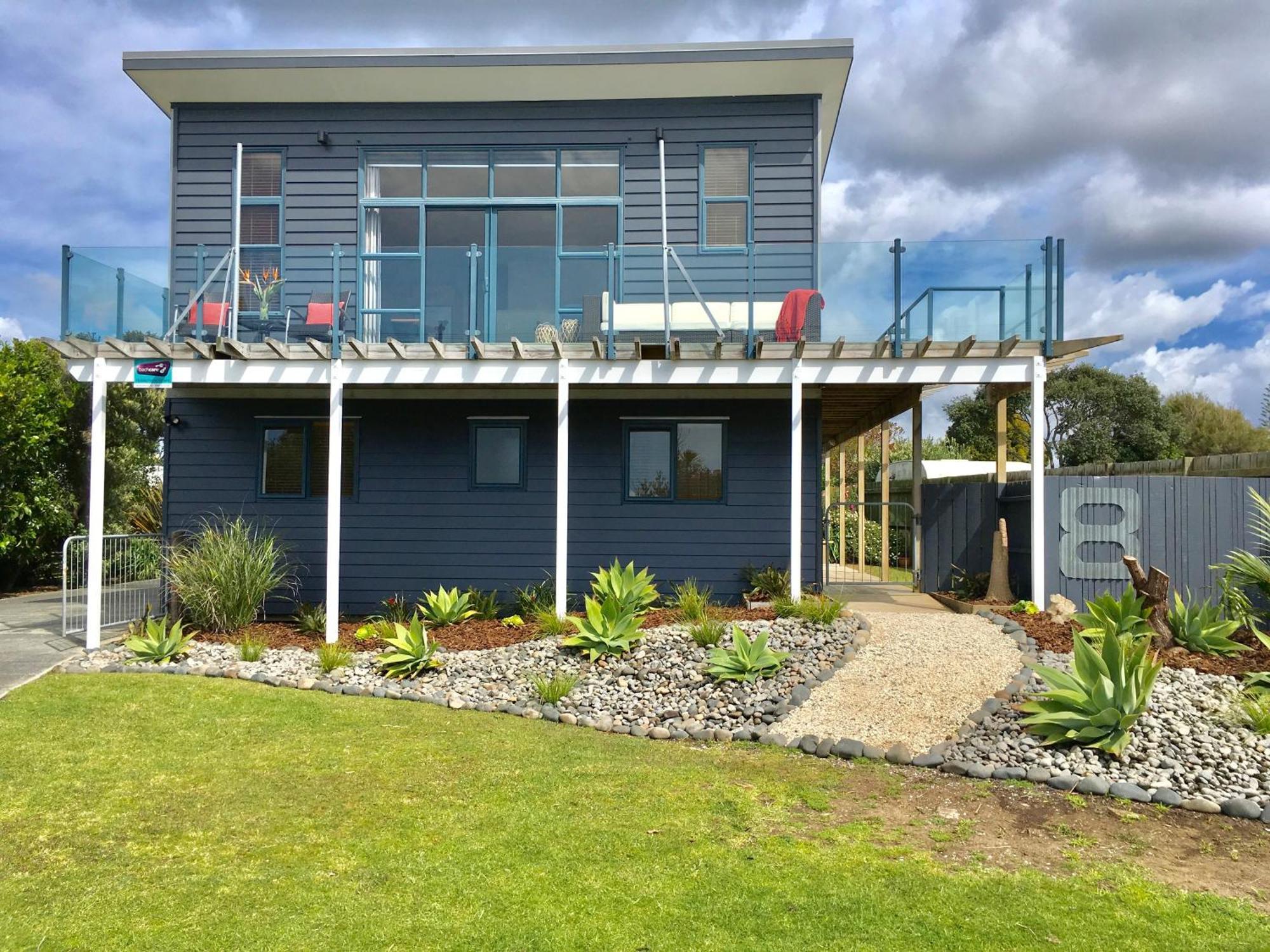 Oceans 8 - Mangawhai Heads Holiday Home Exteriör bild